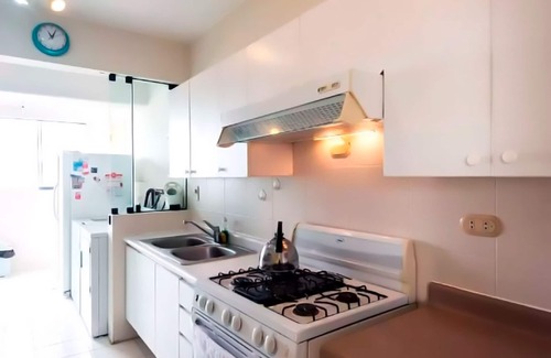 Miraflores Apartment | PANORAMIC OCEAN FRONT VIEW with Pool, MIRAFLORES! Close to Larco Mar i77&i15