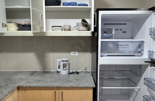 Tambo Condo | Panoramic Seaview 2BR Near Airport Facing the Bay