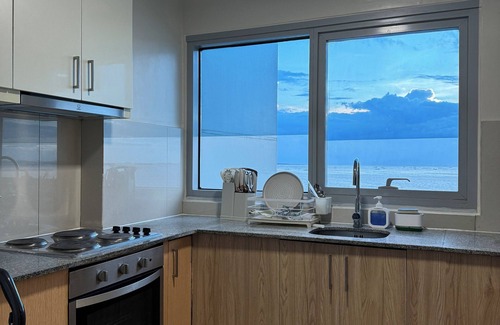 Tambo Condo | Panoramic Seaview 2BR Near Airport Facing the Bay