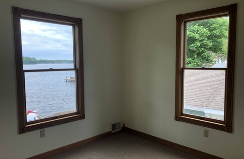 Paw Paw Lake House | Panoramic View and Magnificent Sunsets