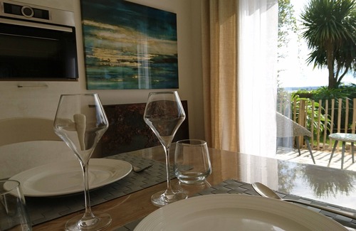 Roscoff House | Panoramic view of Morlaix Bay, 50m from the beach.