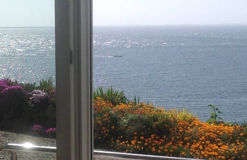 Le Conquet Apartment | Panoramic view of the Iroise Sea, its lighthouses, its islands (Ouessant, Molène)