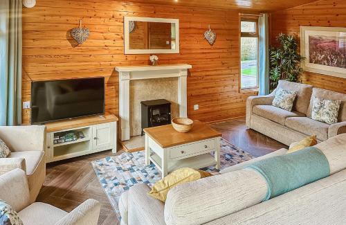 St Hilary Resort | Pant Wilkin Lodges And Equestrian Centre