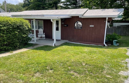 Rockwood House | Pap's Place