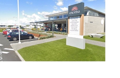 Papamoa Beach Apartment | Papamoa Unit, Ocean Views.