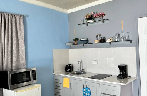 Altona Apartment | Papaya – New Spacious Loft - Sea View - Perfect Location