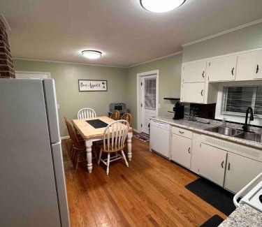 Bluewell House | Pappy's Trail House