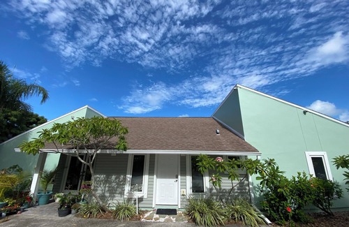 Seminole House | Paradise Awaits at Adult Only “The Green Room”