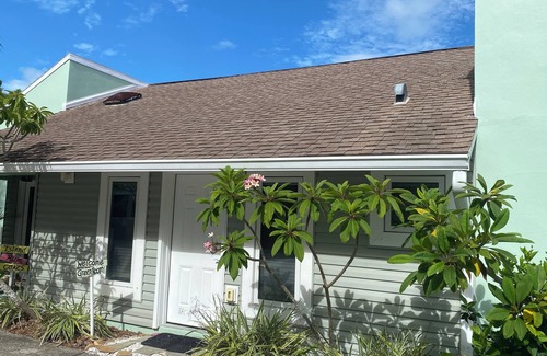 Seminole House | Paradise Awaits at Adult Only “The Green Room”