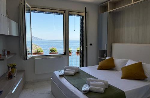 Mazzaro Apartment | Paradise By The Sea