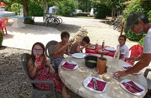 Sarrecave RV Rental | Paradise Chalets and Camping