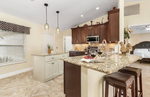 Pelican House | Paradise Found! Relaxing Pool home in Cape Coral