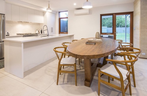 Dunsborough House | Paradise in Dunsborough - opposite the beach