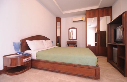 Nong Khae House | Paradise Inn and Dining