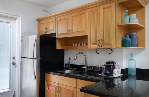 Old Town Hotel | Paradise Inn Key West - Adults Only