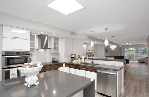 Rock Harbor House | Paradise Is Waiting At Key Largo's Premier Family Friendly Resort!