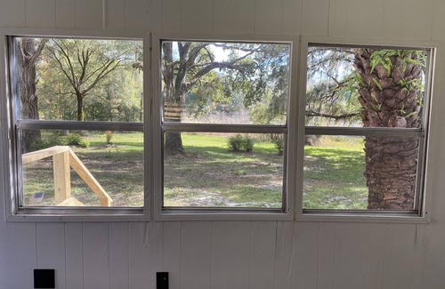Lady Lake House | Paradise @ Lady Lake Minutes from the Villages, Ocala Forest, & Florida Springs.