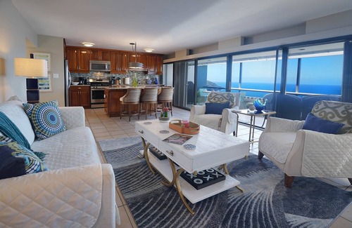 Estate Lovenlund Apartment | Paradise Palms 2-Bedroom w/pool and ocean views