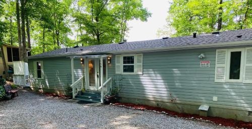 Reed Creek Villa | Paradise View Getaway-Dacha