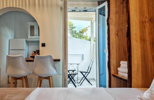 Old Town Naxos Hotel | Paraga Suites