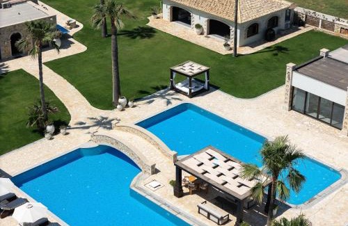 Kavros Villa | Paralia Beachfront Residence