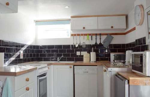 Farden House | Paramount Cottage