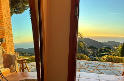 Tordera Villa | Parc du Montnegre, villa with magnificent sea view