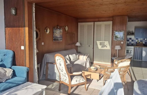 Perros-Guirec Apartment | Parenthèse enchantée face à la mer à Perros-Guirec