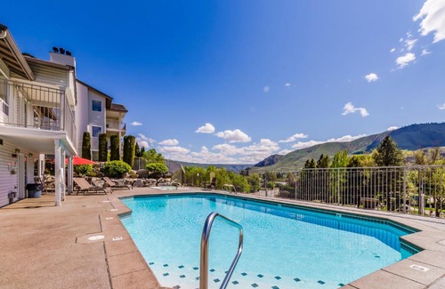 Chelan Apartment | Park Pointe Serene Hideaway A202