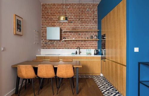 Praga Apartment | Park Praski Two-Level Apartment