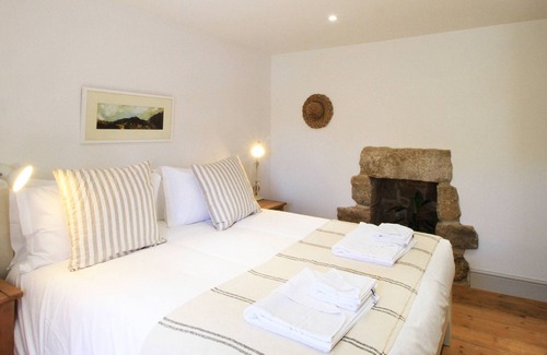 Hugh Town House | Park View - a great family home with direct access to the beach