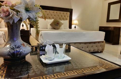 Gulberg Hotel | Park View Hotel Gulberg