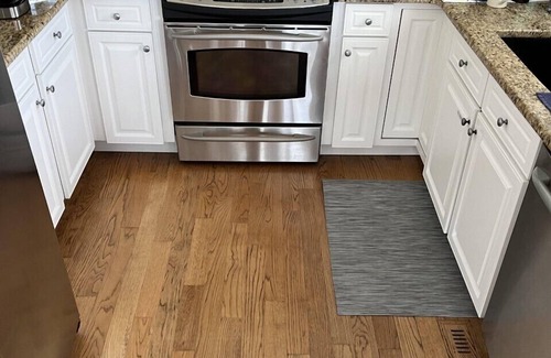 Stone Harbor Condo | Park your car in the driveway and walk to everything!