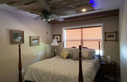 Patricksburg Cabin | Parkside at Cataract Falls Lodge