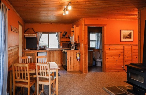 Parson House | Parson Cabins - Moraine Chalet