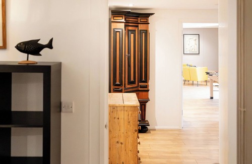 Birlingham House | Parsons Pleck-6BD with Swimming Pool