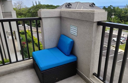 Reading Apartment | Partial Ocean View Luxury Apartment, Amenities, and Private Chef