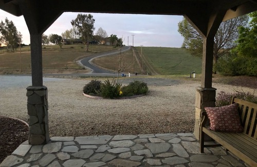 Paso Robles House | Paso Robles Hill Top Prancing Deer Country Retreat