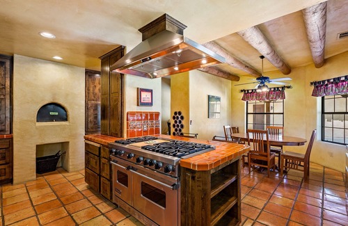 San Miguel House | Paso Robles Wine Country-Silver Owl Vineyard with Private Pool