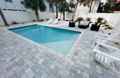 Pass-a-Grille House | Pass-A-Grille St Pete Beach 3-2 WiFi Parking