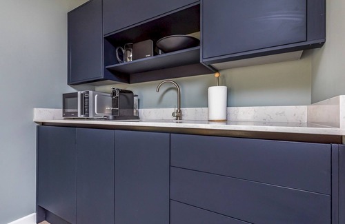 Bosham Apartment | Pass the Keys | Charming Bosham Garden Lodge