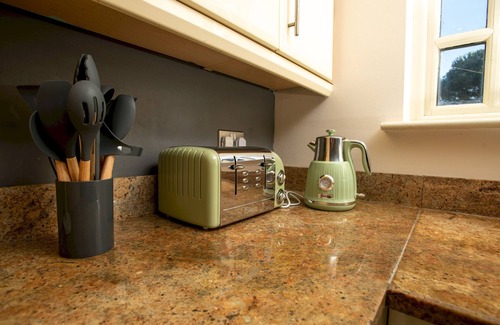 Newton On Trent House | Pass the Keys | Family home in the countryside
