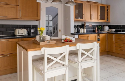 Rhos on Sea House | Pass the Keys | Lovely 3 bedroom home in Rhos on Sea