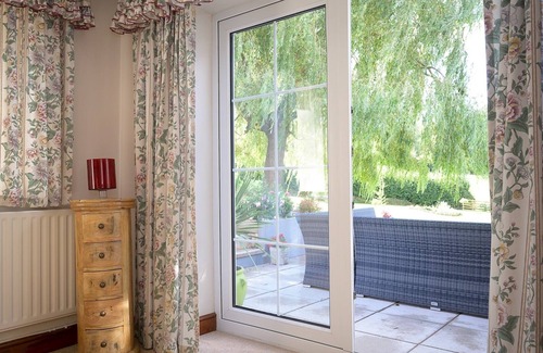 Usk House | Pass the Keys | Porth Vaynor Farmhouse and Gardens