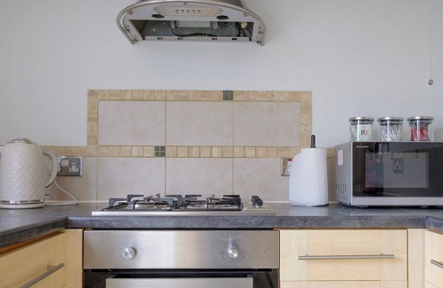 Scunthorpe Apartment | Pass the Keys | Spacious flat