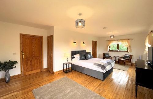 Gretna House | Pass the Keys Spectacular 7BR House Hot Tub and Gardens in Gretna