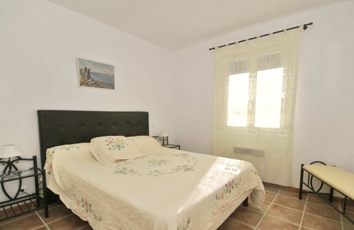 Aiguines House | Pastoral Holiday Home with Terrace, Garden