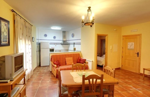 Dehesa de Santiago Cottage | Pataslargas mill with charm in Río Mundo