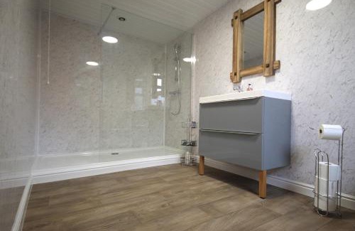 Hull Bed & Breakfast | Paull Holme Farm Bed and Breakfast