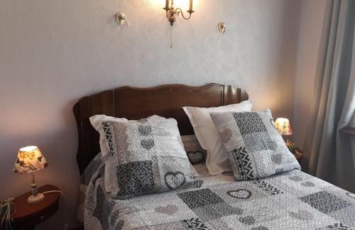Fontenay-sur-Eure House | Pavillon 5 chambres, jardin privatif, proche Chartres, idéal pour familles et activités nature - FR-1-581-75
